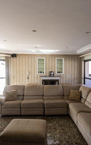 Apartamento para alugar com 496m², 5 quartos e 5 vagas Apartamento para alugar com 496m², 5 quartos e 5 vagasCobertura