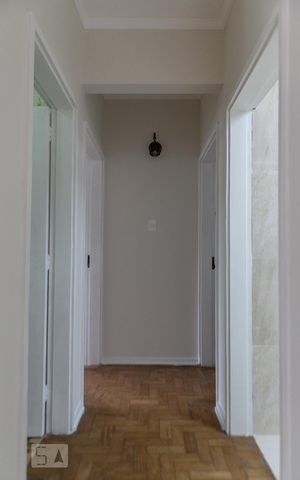 Apartamento para alugar com 110m², 2 quartos e 1 vaga Apartamento para alugar com 110m², 2 quartos e 1 vagaCorredor