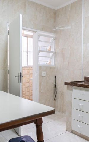 Apartamento para alugar com 110m², 2 quartos e 1 vaga Apartamento para alugar com 110m², 2 quartos e 1 vagaCozinha
