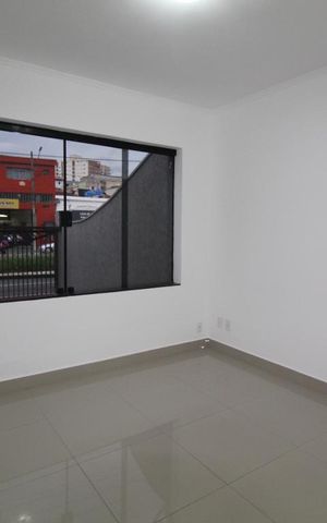 Casa à venda com 130m², 2 quartos e 2 vagasSala