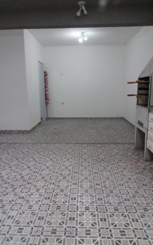 Casa à venda com 130m², 2 quartos e 2 vagasArea gourmet