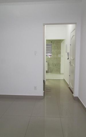 Casa à venda com 130m², 2 quartos e 2 vagasSala