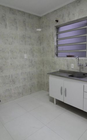 Casa à venda com 130m², 2 quartos e 2 vagasCozinha