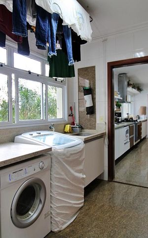 Apartamento à venda com 248m², 4 quartos e 4 vagasÁrea de Serviço