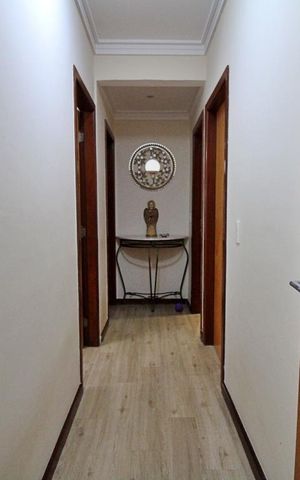 Apartamento à venda com 248m², 4 quartos e 4 vagasCorredor