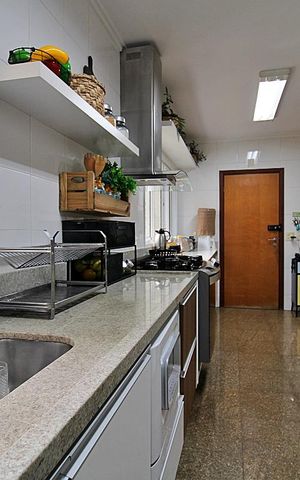 Apartamento à venda com 248m², 4 quartos e 4 vagasCozinha