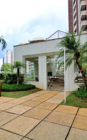 Apartamento à venda com 248m², 4 quartos e 4 vagasÁrea Comum