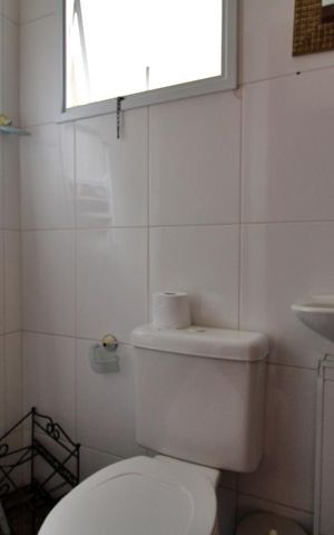 Apartamento à venda com 248m², 4 quartos e 4 vagasBanheiro de Serviço