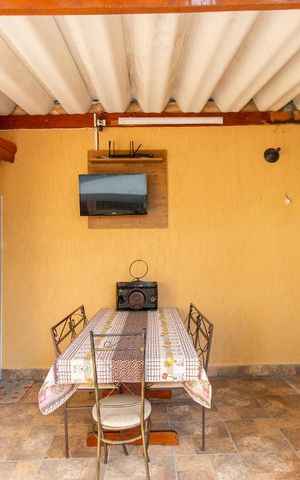 Casa à venda com 180m², 3 quartos e 4 vagas Casa à venda com 180m², 3 quartos e 4 vagasChurrasqueira