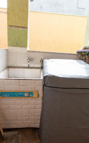 Casa à venda com 180m², 3 quartos e 4 vagas Casa à venda com 180m², 3 quartos e 4 vagasLavanderia
