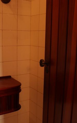 Casa à venda com 450m², 4 quartos e 7 vagasLavabo