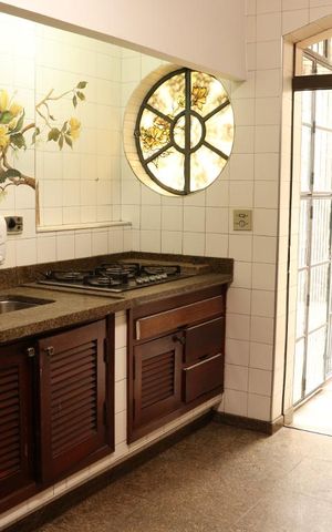 Casa à venda com 450m², 4 quartos e 7 vagasCozinha