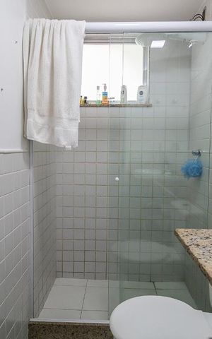 Apartamento à venda com 169m², 3 quartos e 2 vagas Apartamento à venda com 169m², 3 quartos e 2 vagasBanheiro da Suíte 2