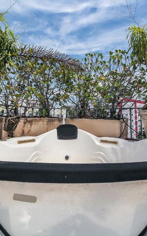 Apartamento à venda com 169m², 3 quartos e 2 vagas Apartamento à venda com 169m², 3 quartos e 2 vagasJacuzi