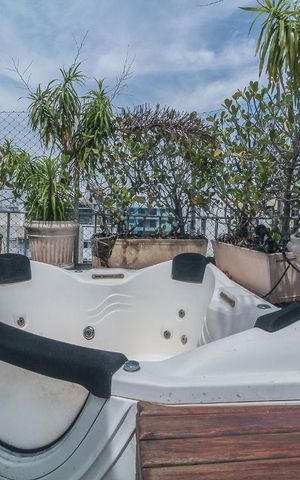 Apartamento à venda com 169m², 3 quartos e 2 vagas Apartamento à venda com 169m², 3 quartos e 2 vagasJacuzi