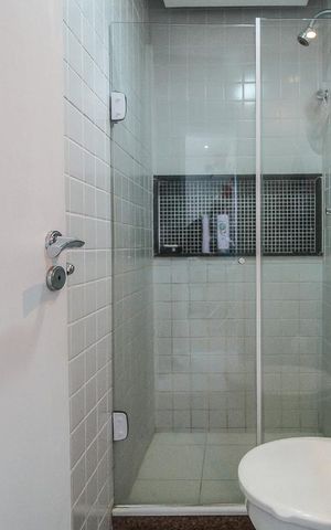Apartamento à venda com 169m², 3 quartos e 2 vagas Apartamento à venda com 169m², 3 quartos e 2 vagasBanheiro Social