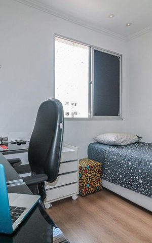 Apartamento à venda com 169m², 3 quartos e 2 vagas Apartamento à venda com 169m², 3 quartos e 2 vagasQuarto 1