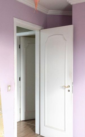 Casa à venda com 350m², 4 quartos e 8 vagasSuíte 4