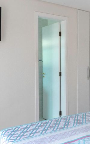 Casa à venda com 350m², 4 quartos e 8 vagasSuíte 2