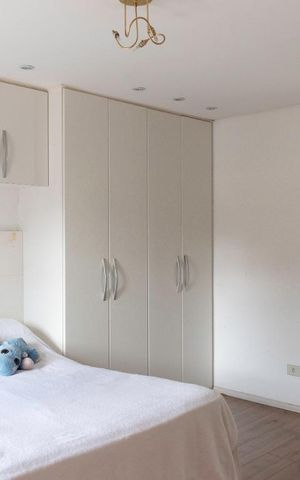 Casa à venda com 350m², 4 quartos e 8 vagasSuíte 1