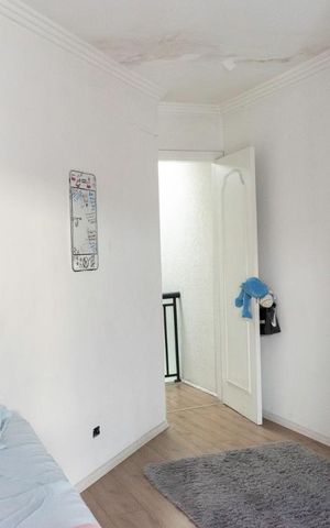 Casa à venda com 350m², 4 quartos e 8 vagasSuíte 3