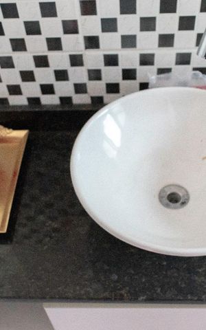 Casa à venda com 350m², 4 quartos e 8 vagasBanheiro da Suíte 3