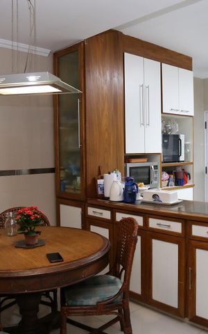 Casa para alugar com 438m², 4 quartos e 5 vagasCozinha