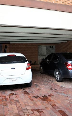 Casa para alugar com 438m², 4 quartos e 5 vagasGaragem