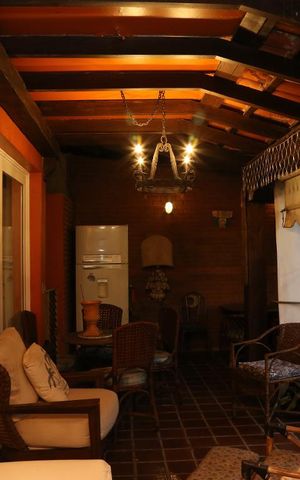 Casa para alugar com 438m², 4 quartos e 5 vagasvaranda