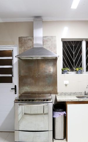 Casa para alugar com 438m², 4 quartos e 5 vagasCozinha