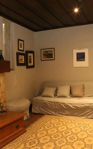 Casa para alugar com 438m², 4 quartos e 5 vagasSala de TV