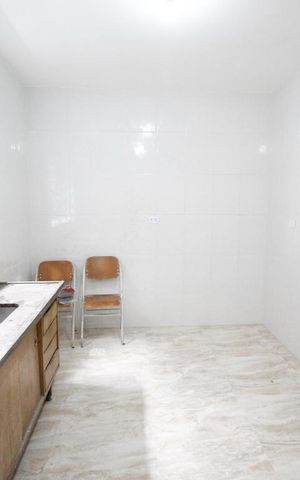 Casa à venda com 180m², 2 quartos e 1 vaga Casa à venda com 180m², 2 quartos e 1 vagaCozinha