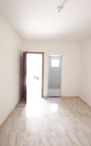 Casa à venda com 180m², 2 quartos e 1 vaga Casa à venda com 180m², 2 quartos e 1 vagaQuarto
