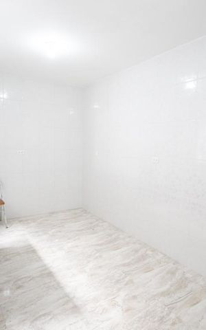 Casa à venda com 180m², 2 quartos e 1 vaga Casa à venda com 180m², 2 quartos e 1 vagaCozinha
