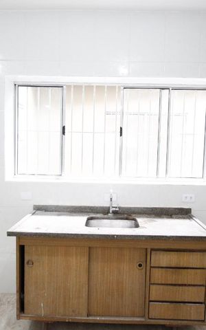 Casa à venda com 180m², 2 quartos e 1 vaga Casa à venda com 180m², 2 quartos e 1 vagaCozinha