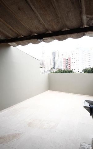 Casa à venda com 180m², 2 quartos e 1 vaga Casa à venda com 180m², 2 quartos e 1 vagaQuintal - Lavanderia