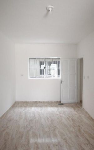 Casa à venda com 180m², 2 quartos e 1 vaga Casa à venda com 180m², 2 quartos e 1 vagaQuarto
