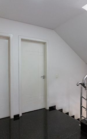 Casa à venda com 500m², 5 quartos e 8 vagasAntesala - quartos