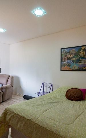 Casa à venda com 500m², 5 quartos e 8 vagasQuarto 1 suíte