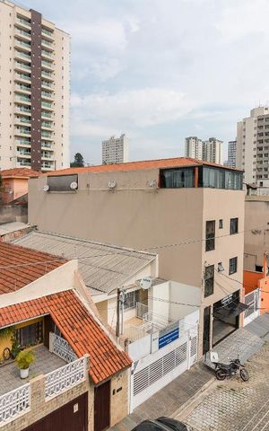 Casa à venda com 500m², 5 quartos e 8 vagasVista varanda