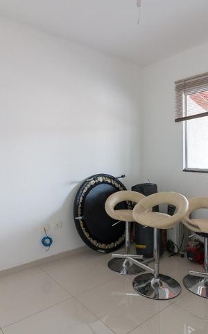 Casa à venda com 500m², 5 quartos e 8 vagasQuarto 5