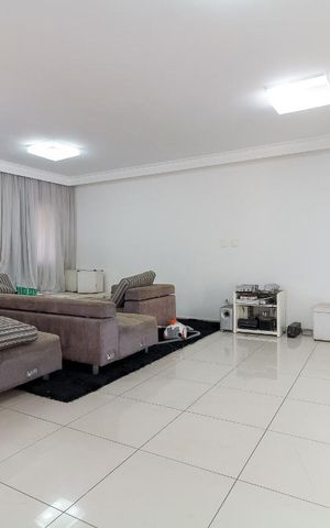 Casa à venda com 500m², 5 quartos e 8 vagasSala 2