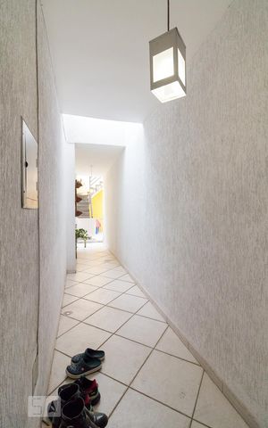 Casa à venda com 500m², 5 quartos e 8 vagasCorredor lateral