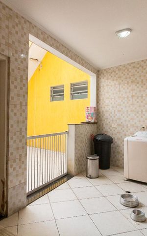 Casa à venda com 500m², 5 quartos e 8 vagasÁrea de serviço