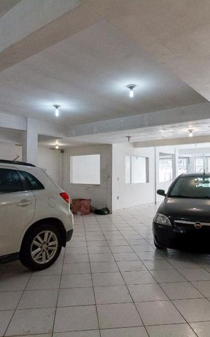 Casa à venda com 500m², 5 quartos e 8 vagasGaragem