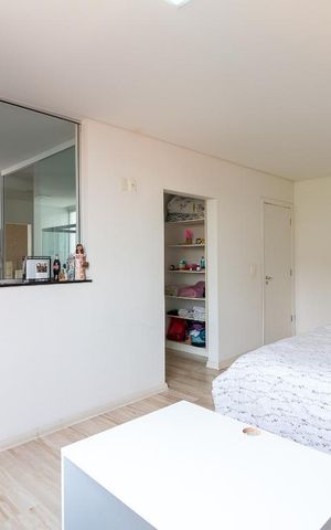 Casa à venda com 500m², 5 quartos e 8 vagasQuarto 4 suíte