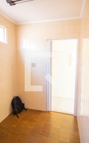 Apartamento para alugar com 73m², 3 quartos e 1 vaga Apartamento para alugar com 73m², 3 quartos e 1 vagaCozinha / Lavanderia