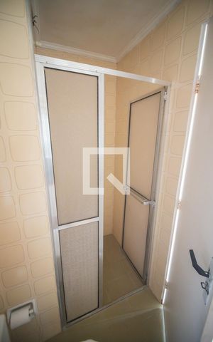 Apartamento para alugar com 73m², 3 quartos e 1 vaga Apartamento para alugar com 73m², 3 quartos e 1 vagaBanheiro