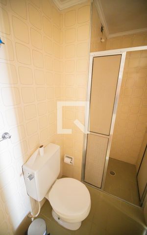 Apartamento para alugar com 73m², 3 quartos e 1 vaga Apartamento para alugar com 73m², 3 quartos e 1 vagaBanheiro