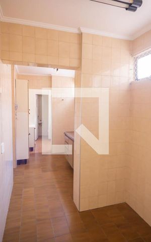 Apartamento para alugar com 73m², 3 quartos e 1 vaga Apartamento para alugar com 73m², 3 quartos e 1 vagaCozinha / Lavanderia